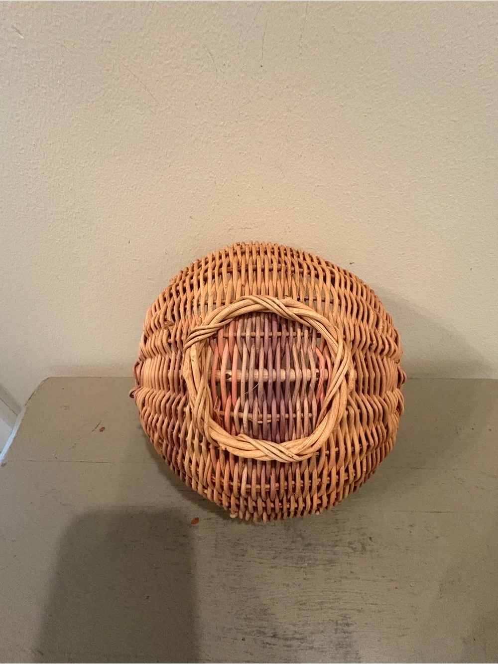 VTG Small Woven Egg Buttocks Basket With Handle